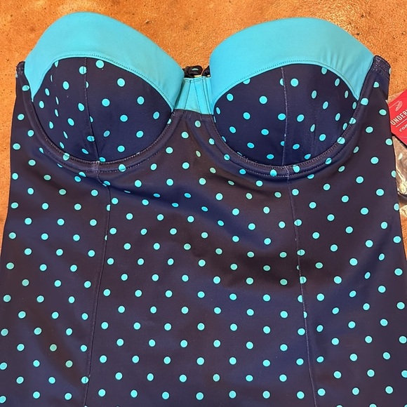 NWT Spanx bathing suit top. Size 6. Teal and navy. - Picture 2 of 8